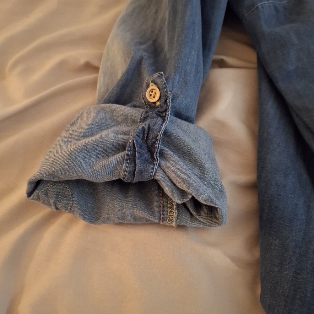Blue Age Women's Ombre Distressed Button Down Long Sleeve Shirt - Picture 6 of 9